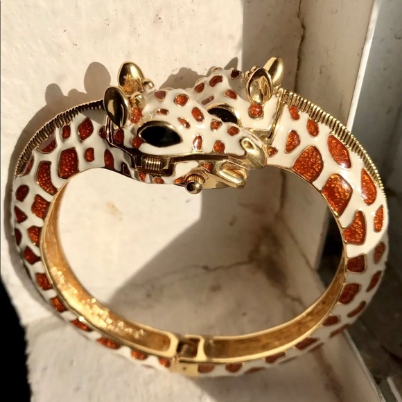 KJL Kenneth Lane Giraffe Bracelet Watch - Picture 7 of 7